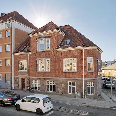 Cozy 4-Bedroom Apartment Ольборг Экстерьер фото